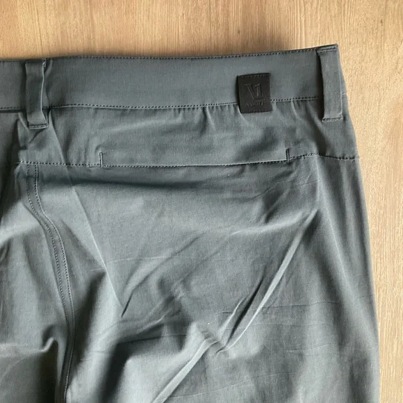 Vuori Men's Aim Pants Sz 36 new with tags - Picture 11 of 16